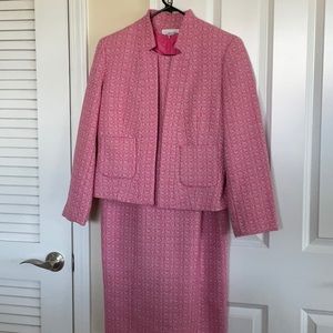 🔥Sale! 🎀 Pink Tweed Calvin Klein Dress Suit! EUC